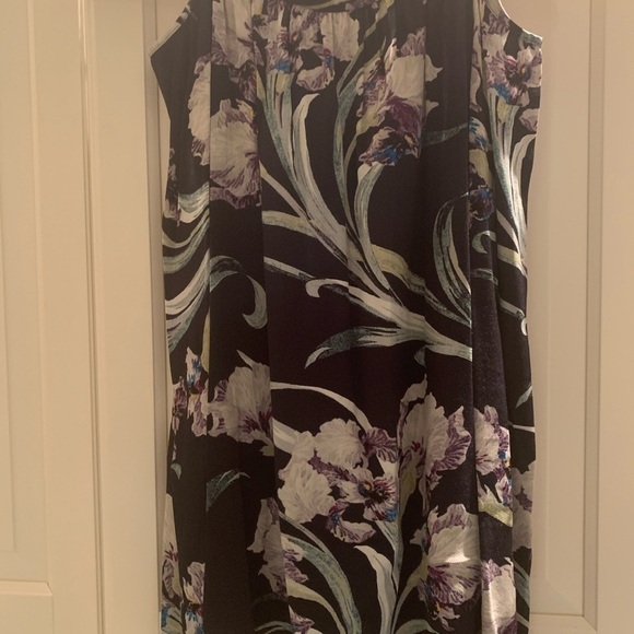 Club Monaco cold shoulder blouse - Picture 3 of 4